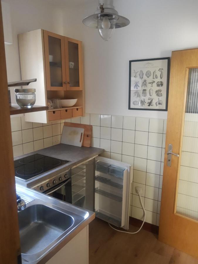Gartenzimmer Mit Strassenbahn Zu Dom Und Messe โคโลญ ภายนอก รูปภาพ